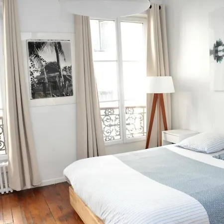 Charming Near Batignolles *